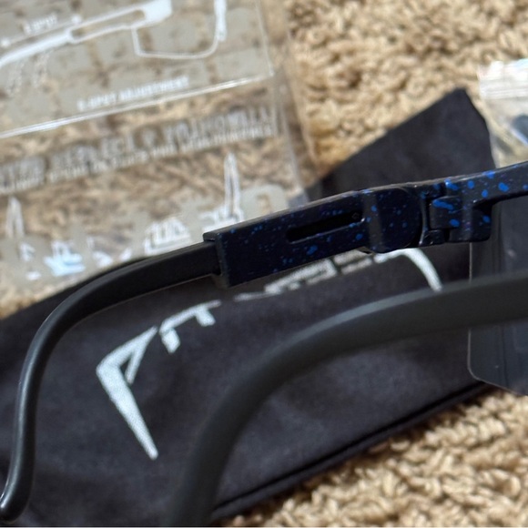 NWT Pit Viper Polarized Sunglasses Blue Lens Black Frame Blue Splatter - Picture 5 of 8